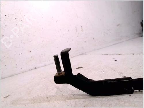 Front windshield wiper arm PEUGEOT 206 Hatchback (2A/C) 1.9 D | BP26102578C143 