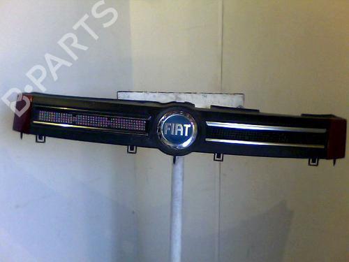 Used Grille FIAT PANDA (169_) 1.2 (169.AXB11, 169.AXB1A) (60 hp) 26073558