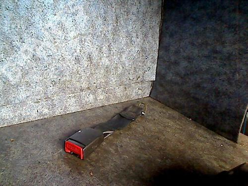 Used Seat buckle PEUGEOT 406 (8B) 2.0 HDI 90 (90 hp) 26058756