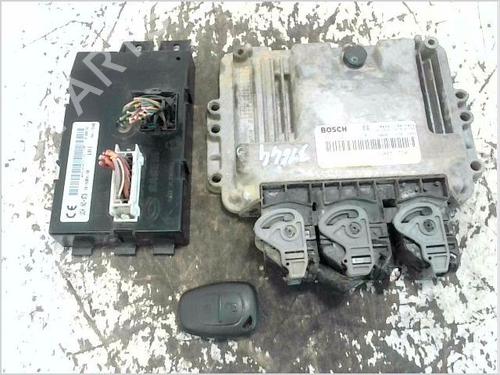 Used Engine control unit (ECU) Engine control unit (ECU) RENAULT MASTER II Van (FD) 2.5 dCi 100 (FD0U, FD0V, FD3U, FD3V, FD8U, FD8V) (99 hp) 35159323 35159323