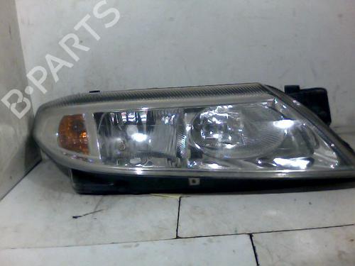 Phare droit RENAULT LAGUNA II (BG0/1_) 1.9 dCi (107 hp) 33189032