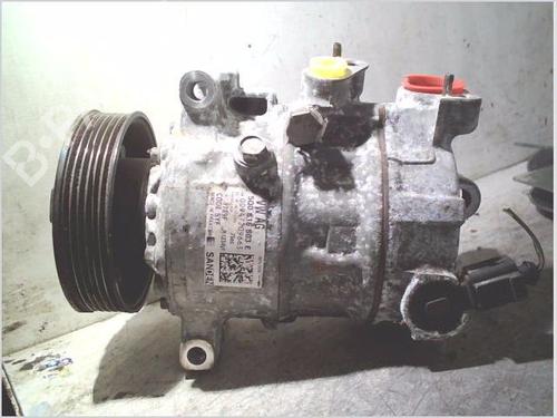 Used AC compressor AC compressor VW TOURAN (5T1) 1.6 TDI (115 hp) 33718221 33718221