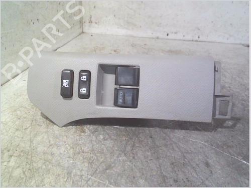 Kombi Kontakt / Stilkkontakt TOYOTA YARIS (_P9_) 1.4 D-4D (NLP90_, NLP90R) (90 hp) 29713433