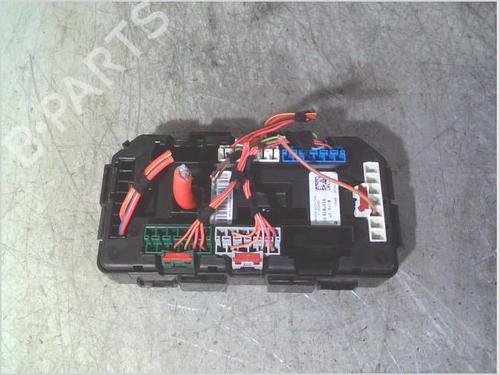 Used Fuse box BMW 2 Coupe (F22, F87) 218 d (143 hp) 30335518