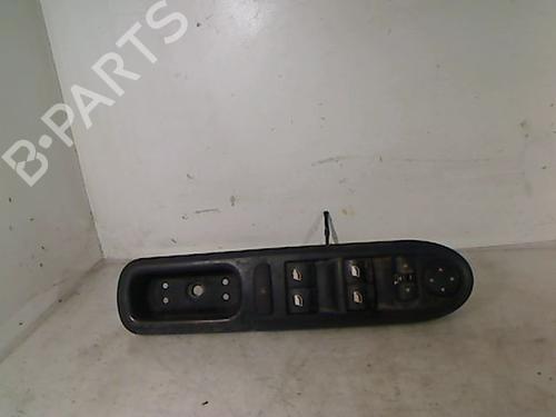Used Switch PEUGEOT 407 (6D_) 2.0 HDi 135 (6DRHRH, 6DRHRE, 6DRHRG, 6DRHRJ) (136 hp) 26089620