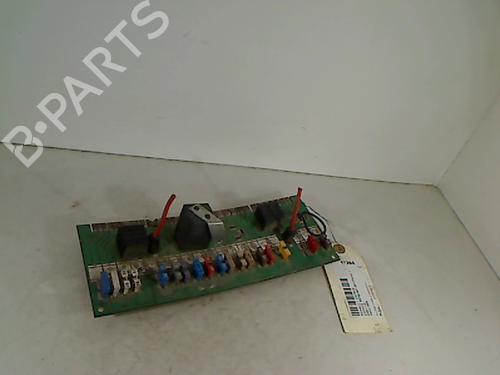 Zekeringkast RENAULT ESPACE I (J11_) 2.0 (J/S112) (109 hp) 26085371