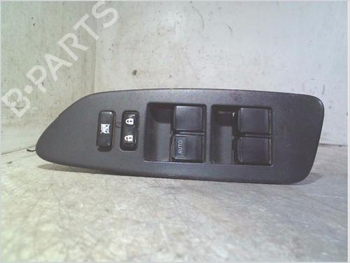 Used Switch TOYOTA AURIS (_E15_) 1.4 D-4D (NDE150_, NDE150R) (90 hp) 27636836