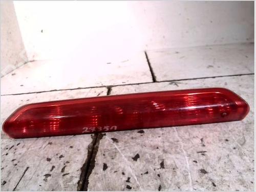 Luz central de freno PEUGEOT 308 I (4A_, 4C_) 1.6 HDi (112 hp) 26096365