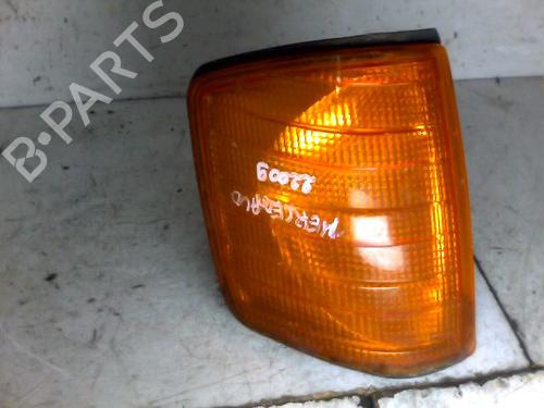 Used Right front indicator MERCEDES-BENZ 190 (W201) D 2.0 (201.122) (72 hp) 29234810