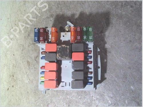 Used Fuse box Fuse box CITROËN JUMPER I Platform/Chassis (244) 2.8 HDi (128 hp) 33719782 33719782