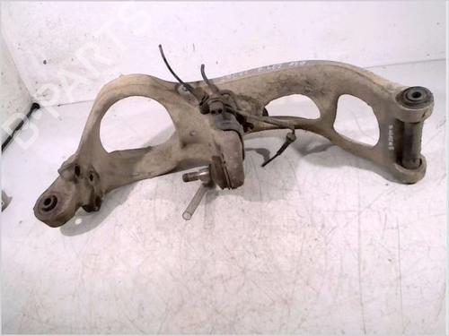 Used Left front suspension arm PEUGEOT 407 (6D_) 2.0 HDi 135 (6DRHRH, 6DRHRE, 6DRHRG, 6DRHRJ) (136 hp) 26113039
