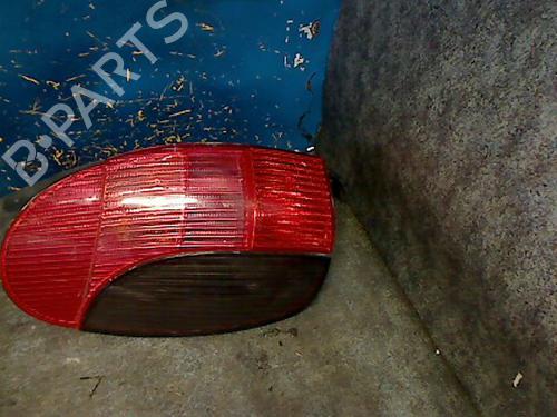 Used Left taillight PEUGEOT 306 Break (7E, N3, N5) 1.9 D (69 hp) 26084128