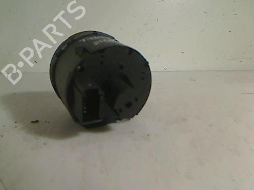 Headlight switch VW TOURAN (1T1, 1T2) 2.0 TDI | BP26091016I24 