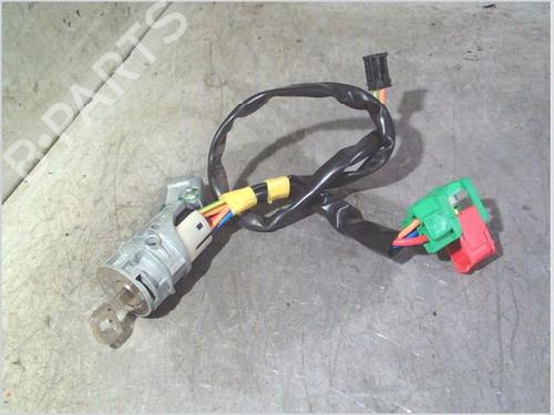 Used Ignition barrel Ignition barrel PEUGEOT 1007 (KM_) 1.6 16V (109 hp) 40076713 40076713