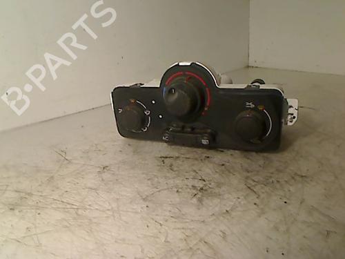 Used Climate control RENAULT CLIO III (BR0/1, CR0/1) 1.5 dCi (75 hp) 26076915