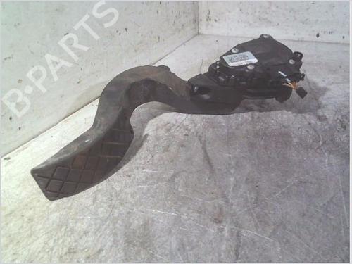 Pedal AUDI A4 B6 Avant (8E5) 1.9 TDI (130 hp) 31884808
