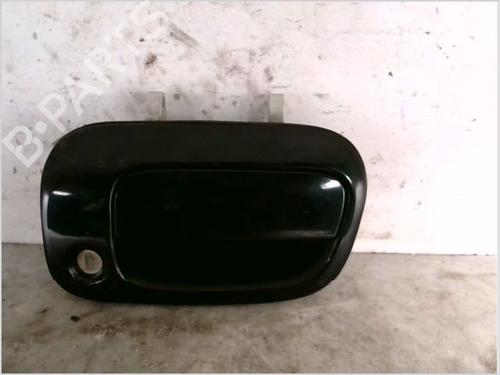 Used Tailgate handle TOYOTA RAV 4 II (_A2_) 2.0 D 4WD (CLA20_, CLA21_, CLA20R, CLA21R) (116 hp) 26101861