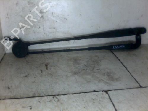 Used Front windshield wiper arm RENAULT TWINGO I (C06_) 1.2 16V (C060) (60 hp) 26095269