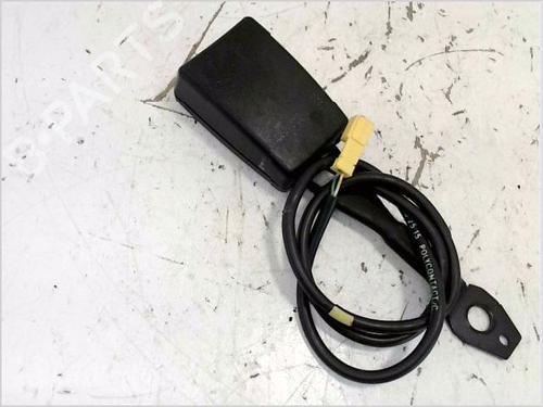 Used Seat buckle MERCEDES-BENZ C-CLASS (W203) C 200 CDI (203.004) (116 hp) 27291239