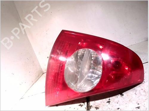 Used Left taillight RENAULT CLIO II (BB_, CB_) 1.5 dCi (B/C2J) (68 hp) 26101502
