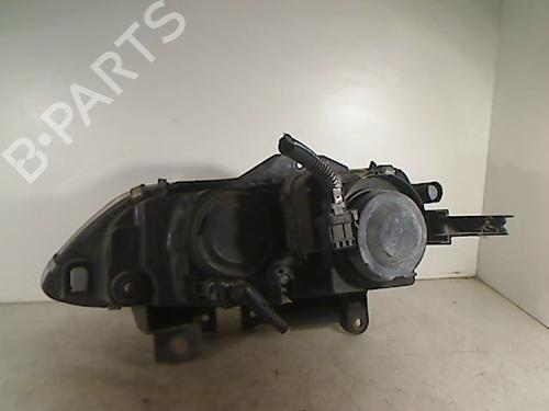 Right headlight RENAULT ESPACE III (JE0_) 2.2 dCi (JE0K) | BP26117395C29 