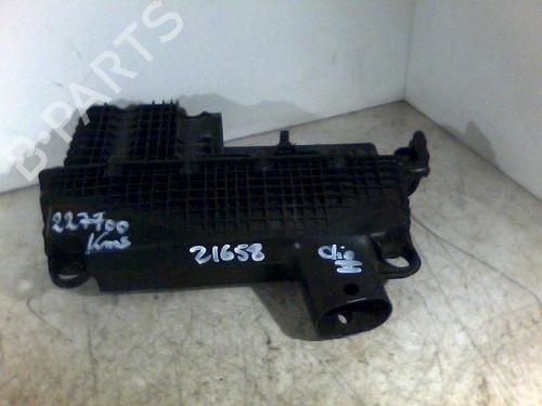 Used Air filter box RENAULT CLIO II (BB_, CB_) 1.5 dCi (B/CB07) (65 hp) 33006946