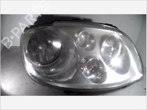 Used Right headlight VW TOURAN (1T1, 1T2) 2.0 TDI 16V (140 hp) 26100568