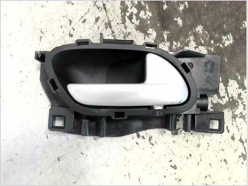 Used Front right interior door handle Front right interior door handle PEUGEOT 207 (WA_, WC_) 1.4 16V (95 hp) 33245448 33245448