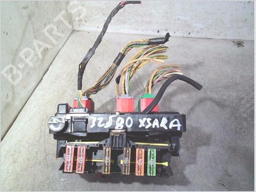 Used Fuse box Fuse box 38327166 38327166