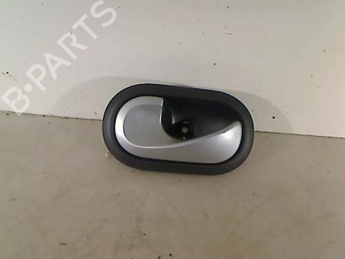 Used Front left interior door handle RENAULT CLIO III (BR0/1, CR0/1) 1.5 dCi (88 hp) 26077196
