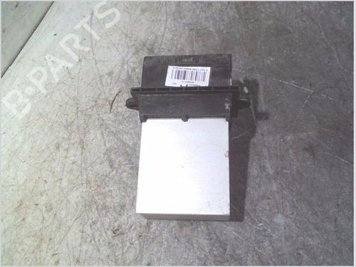 Résistance de chauffage RENAULT KOLEOS I (HY_) 2.0 dCi 4x4 (HY0K) (150 hp) 31856112