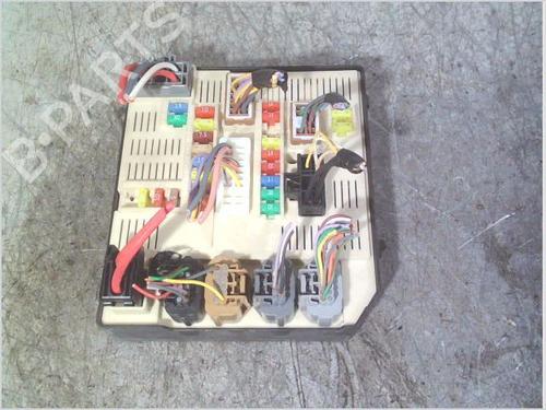 fuse-box-renault-megane-iii-hatchback-bz01_-b3_-2008-32337593 main image