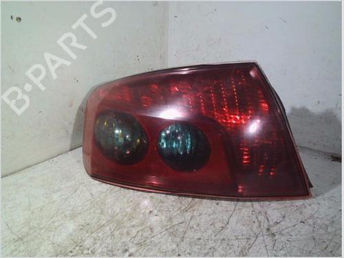 Used Left taillight PEUGEOT 407 (6D_) 2.0 HDi 135 (6DRHRH, 6DRHRE, 6DRHRG, 6DRHRJ) (136 hp) 29221499