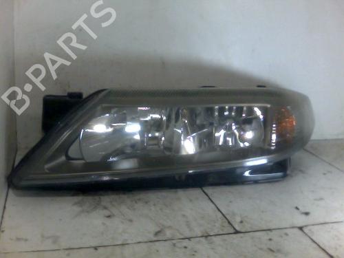 Used Left headlight RENAULT LAGUNA II Grandtour (KG0/1_) 1.8 16V (KG0B, KG0M) (120 hp) 26089660