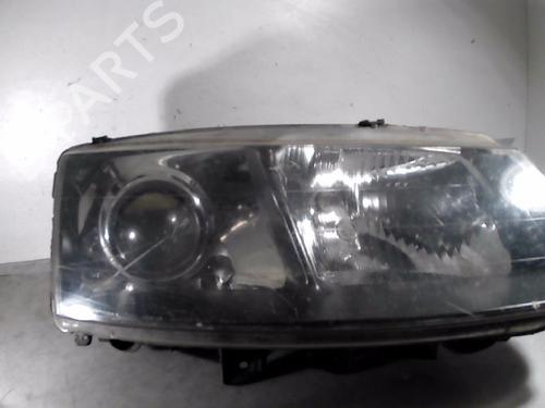 Used Right headlight RENAULT SAFRANE II (B54_) 2.0 16V (B54L) (136 hp) 26095698