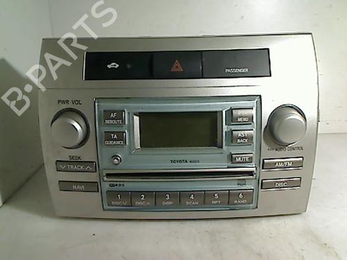 Used Radio TOYOTA COROLLA Verso (ZER_, ZZE12_, R1_) 2.0 D-4D (CUR10_, CUR10R) (116 hp) 26077361