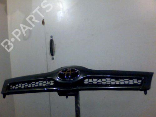 Used Grille TOYOTA COROLLA Verso (ZER_, ZZE12_, R1_) 2.2 D-4D (AUR10_, AUR10R) (136 hp) 26082409