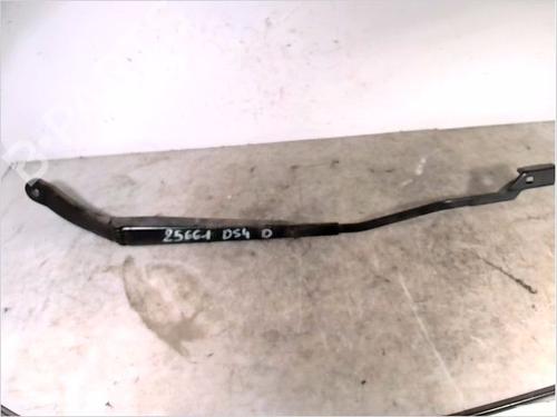 Used Front windshield wiper arm CITROËN DS4 (NX_) 1.6 HDi 110 (112 hp) 26104526
