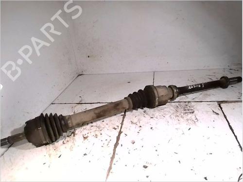 Used Right front driveshaft PEUGEOT 206 Hatchback (2A/C) 1.6 i (89 hp) 26099137