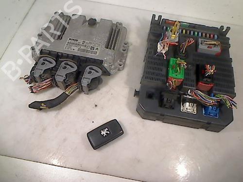 Used Engine control unit (ECU) Engine control unit (ECU) 33002849 33002849