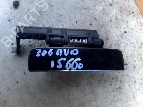 Used Front right exterior door handle PEUGEOT 306 Hatchback (7A, 7C, N3, N5) 1.6 (89 hp) 29479523