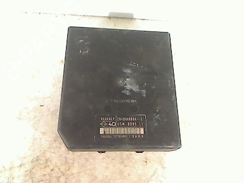 Used Fuse box RENAULT MEGANE III Hatchback (BZ0/1_, B3_) 1.5 dCi (106 hp) 26066580