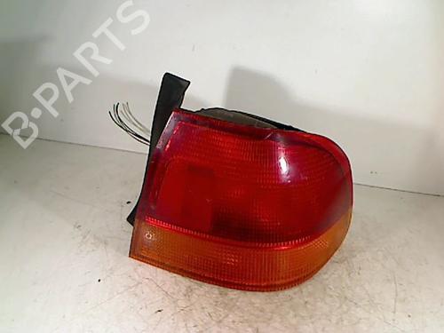 Used Right taillight HONDA CIVIC VI Saloon (EJ, EK, SO) 1.5 i (EK3) (114 hp) 26106269