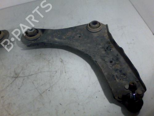 Used Right front suspension arm RENAULT MEGANE III Hatchback (BZ0/1_, B3_) 1.9 dCi (BZ0N, BZ0J) (131 hp) 26086204