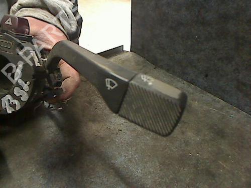 Used Steering column stalk SEAT TOLEDO I (1L2) 1.6 i (73 hp) 26081796