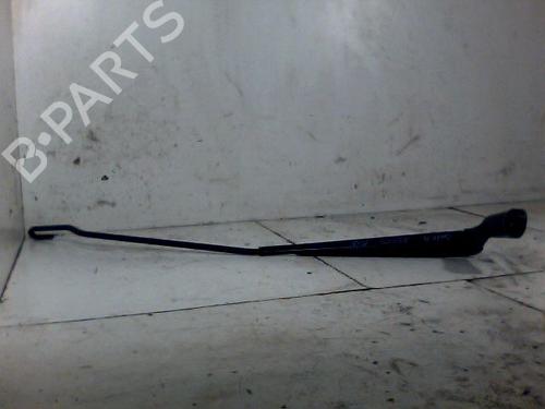 Used Front windshield wiper arm VW GOLF IV (1J1) 1.4 16V (75 hp) 28535311