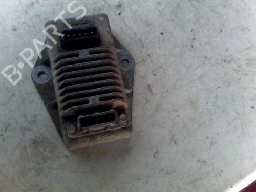 Módulo eletrónico RENAULT RAPID Box Body/MPV (F40_, G40_) 1.1 (F401) (45 hp) 30533989