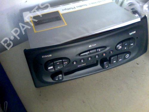 Used Radio RENAULT MEGANE I (BA0/1_) 1.9 D Eco (BA0A, BA0U, BA0R) (64 hp) 31660982