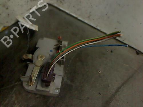 Cerradura puerta delantera izquierda Cerradura puerta delantera izquierda FIAT SCUDO Van (220_) 1.9 D (69 hp) 34502749 34502749