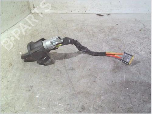 Bloccasterzo RENAULT CLIO II (BB_, CB_) 1.4 16V (B/CB0P, BB13) (98 hp) 28308213